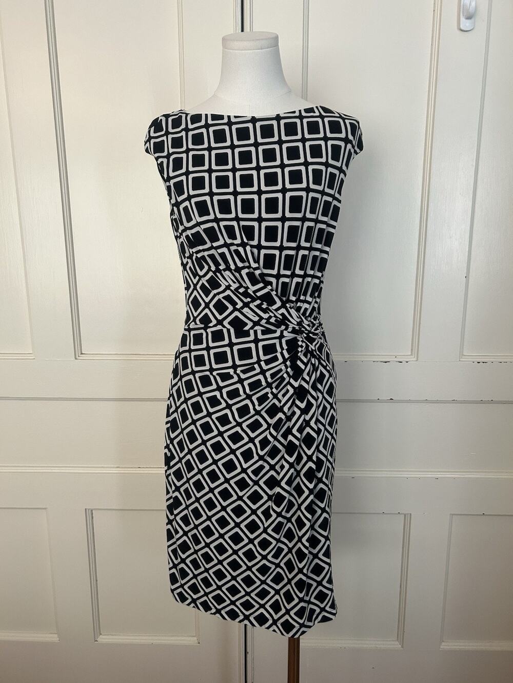 Lauren Ralph Lauren Geometric Ruched Sheath Dress Womens Size 8 Black White